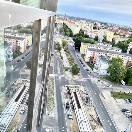 Hanza Tower 24 Pool & Jacussi *